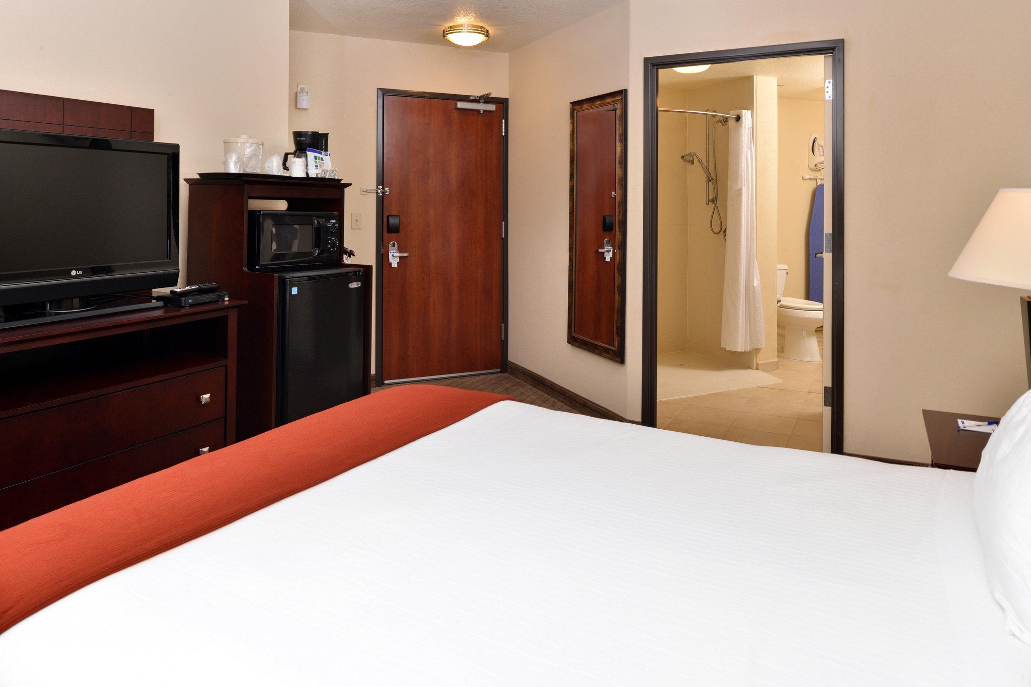 Hampton Inn & Suites Tigard Exterior photo