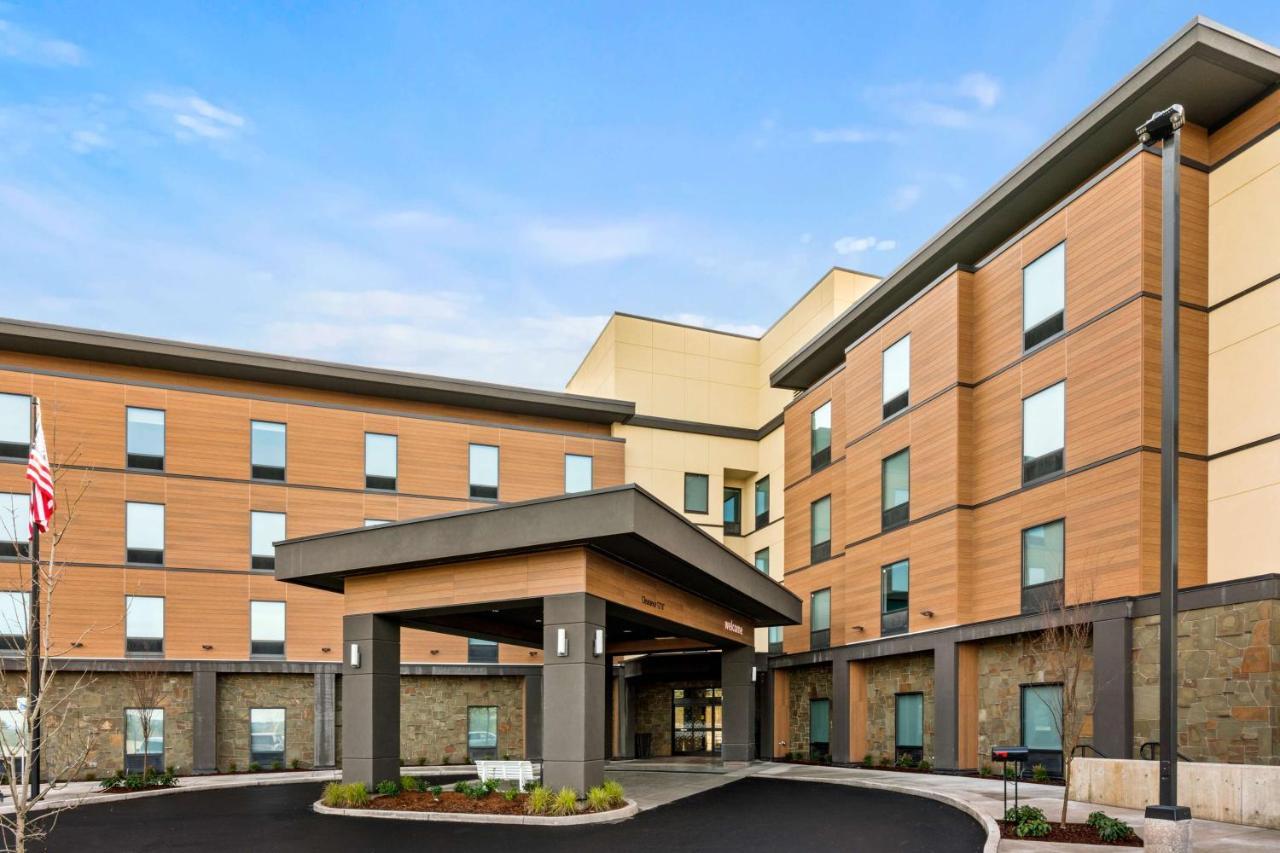 Hampton Inn & Suites Tigard Exterior photo